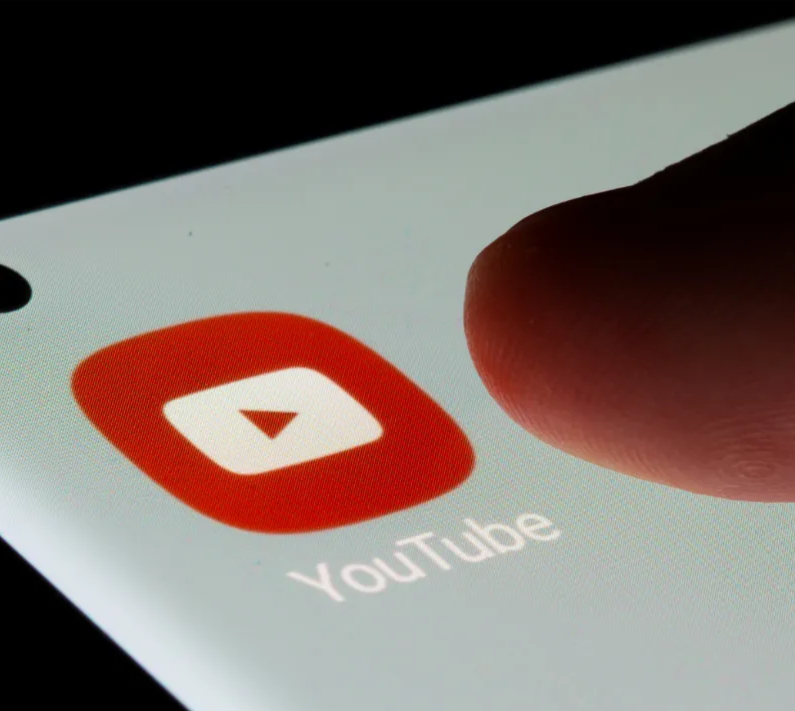 حذف ناگهانی کانال یوتیوب؛ هشدار درباره اشتباهات مرگبار هوش مصنوعی