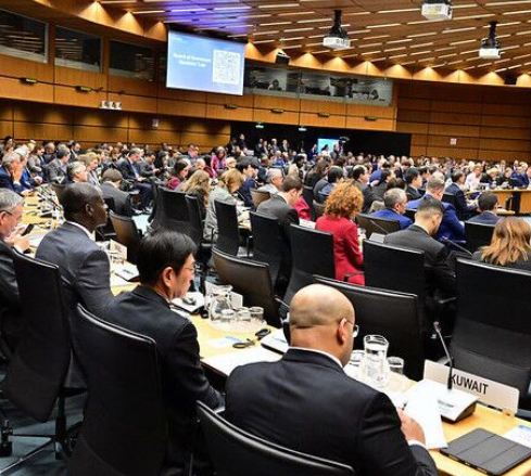 هشدار به ایران برای حل مسئله پادمانی